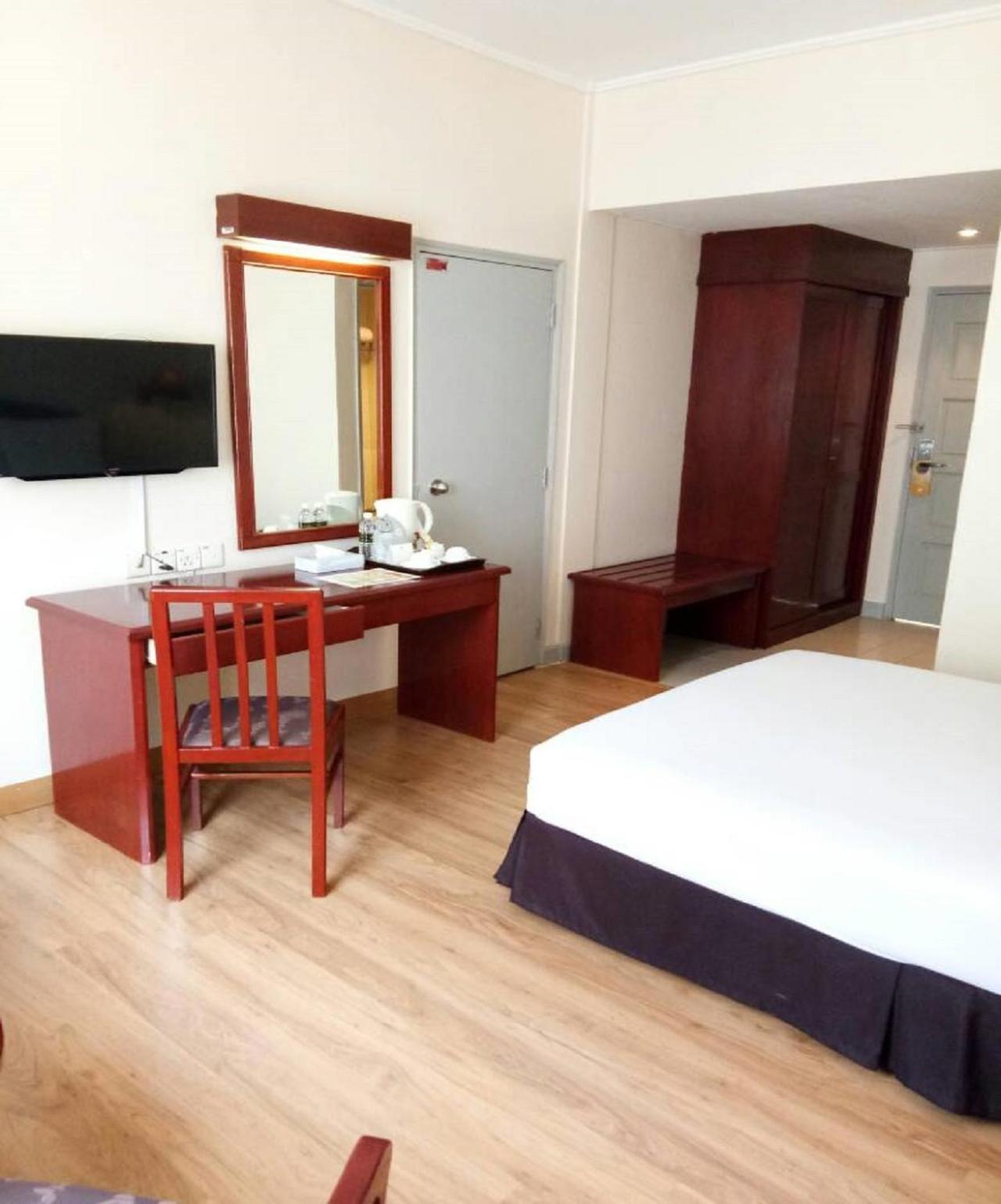 Standard Double Room,633019581:JPEG